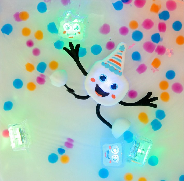 Set personaje Iluminados Act. por Agua - Multicolor Glo Pals