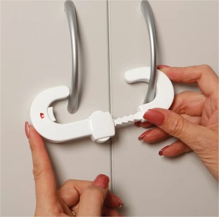 Tranca de 2 puertas "Secure-A-Lock" Dreambaby