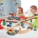 Pista Tren En Balde Hape - Peekaboo