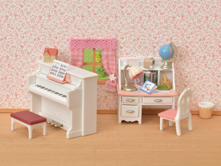 Piano Desk Set Sylvanian Families