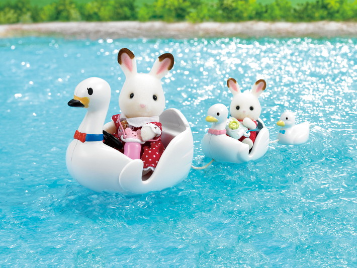 Swan Boat Set Sylvanian Families