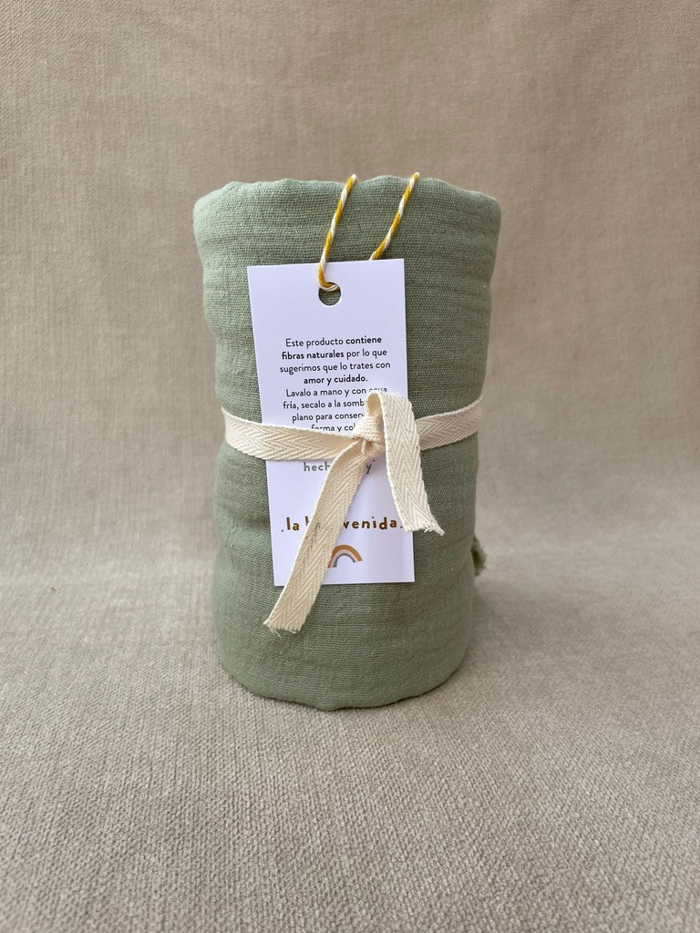 Rebozo de muselina verde La Bienvenida