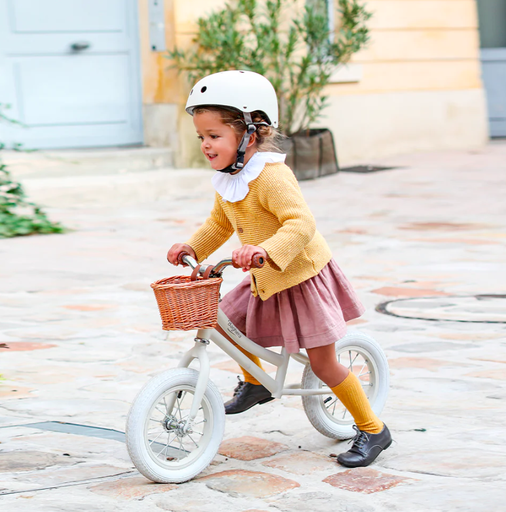 [BG867] Balance Ivory White And Helmet Baghera